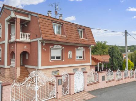 Prodej - dům/vila, 220 m²