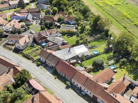 dji-20250819112509-0008-d.jpg | Prodej - dům/vila, 86 m²