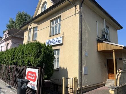 Pronájem - kanceláře, 66 m²