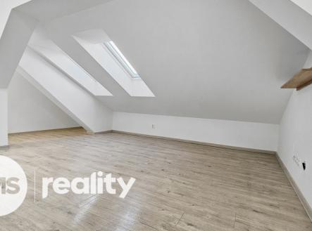 20251118-153025.jpg | Pronájem bytu, 2+kk, 34 m²