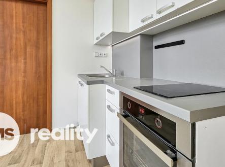 20251111-095154.jpg | Pronájem bytu, 2+kk, 57 m²