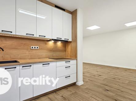 20251116-082816.jpg | Pronájem bytu, 3+kk, 80 m²