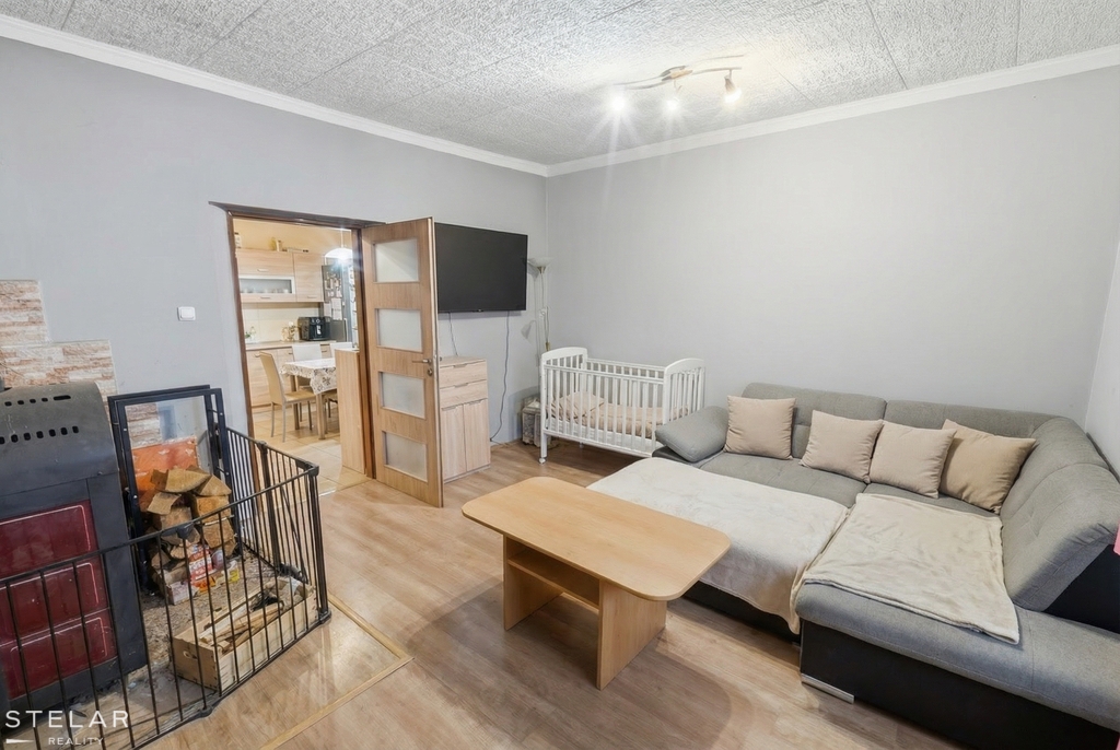 real-estate-decluttering-edit-nano-banana-pro-80682.jpg