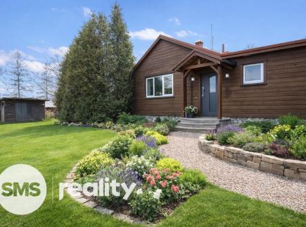 20260403-1217-image-generation-remix-01kn9dhdtzfqtr59tj3w5yenqe.png.jpeg | Prodej - dům/vila, 120 m²