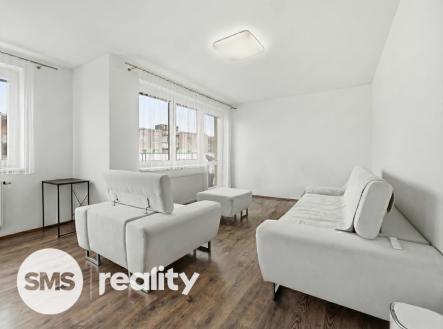 remove-things-on-202604140956.jpg | Pronájem bytu, 3+kk, 92 m²