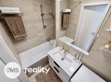 gemini-generated-image-5sy47t5sy47t5sy4.jpeg | Pronájem bytu, 3+kk, 75 m²