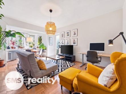 02-obyvaci-pokoj.jpg | Prodej bytu, 2+1, 82 m²