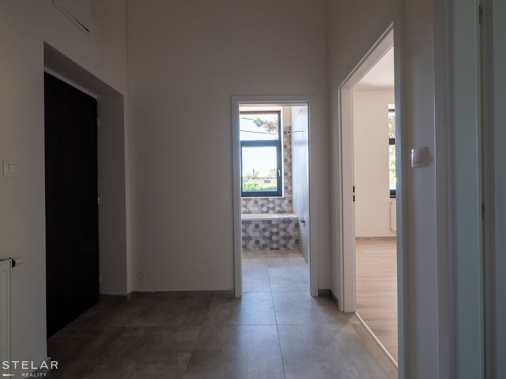 1236509-hdr.jpg