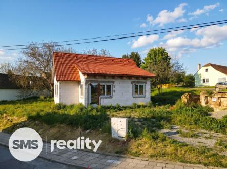 udelej-hezci-pocasi-2k-202605201508-3.jpeg | Prodej - dům/vila, 62 m²