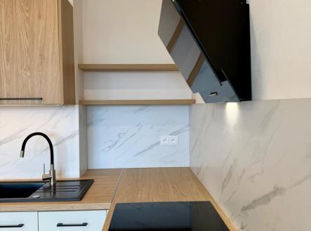 whatsapp-image-2026-06-02-at-17.11.26-5.jpeg | Pronájem bytu, 1+kk, 33 m²