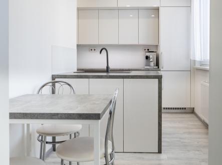 kuchyne-1-1.jpg | Prodej bytu, 3+1, 69 m²