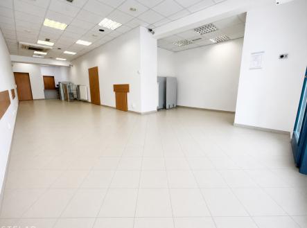 b45c7501-d2f7-43a3-9f79-ef01f07e60af.png | Pronájem - obchodní prostor, 127 m²