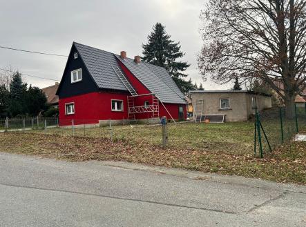 83AFC95C-B535-414B-9D4D-8DCCA3175A18 | Prodej - dům/vila, 150 m²