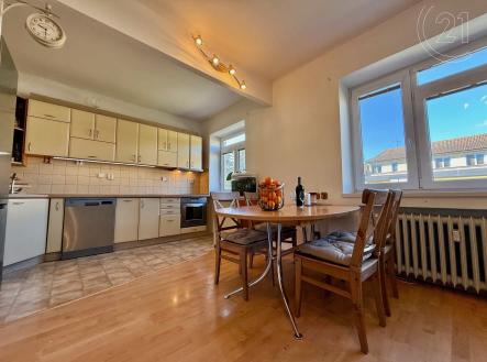 . | Prodej bytu, 3+kk, 79 m²
