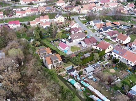 . | Prodej - pozemek pro bydlení, 880 m²