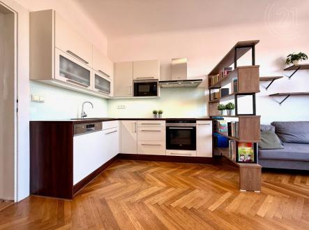 . | Prodej bytu, 4+kk, 82 m²