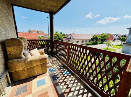 . | Prodej - dům/vila, 192 m²