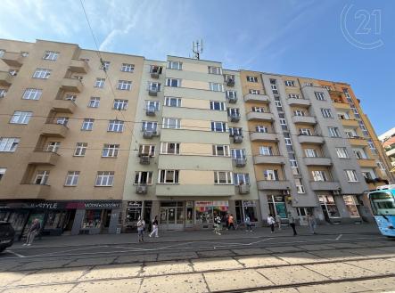 . | Pronájem bytu, 1+kk, 32 m²