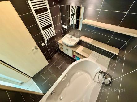 . | Prodej bytu, 2+kk, 40 m²