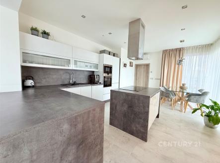 . | Prodej bytu, 4+kk, 135 m²