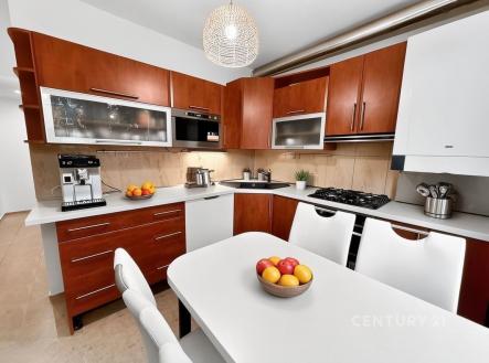 Prodej bytu, 4+1, 95 m²