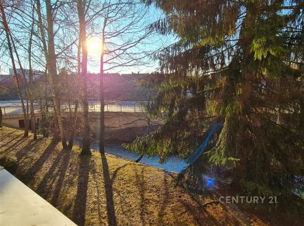 výhled - obývací pokoj  | Prodej bytu, 3+1, 79 m²