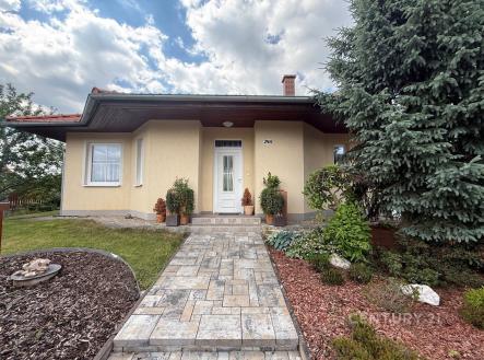 . | Pronájem - dům/vila, 110 m²