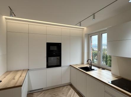 IMG_4138 | Pronájem bytu, 2+1, 69 m²