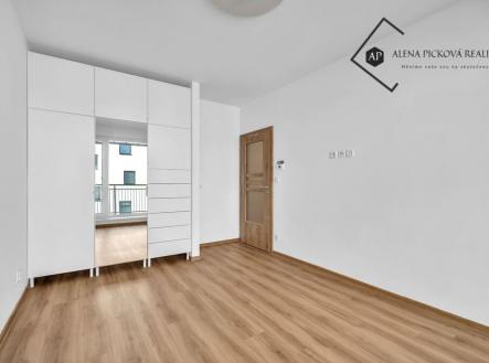 dsc00120.jpg | Pronájem bytu, 2+kk, 57 m²