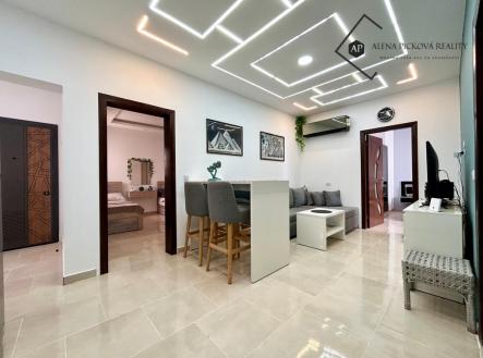 whatsapp-image-2026-04-29-at-19.58.56-12.jpeg | Prodej bytu, 3+kk, 110 m²