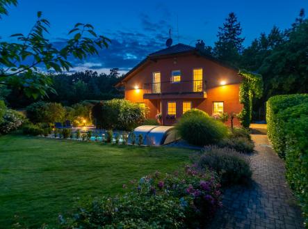 DSC03958.jpg | Prodej - dům/vila, 389 m²