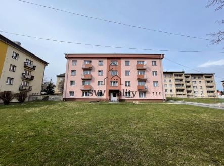 Prodej - nájemní dům, 970 m²