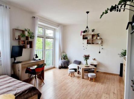 Pronájem bytu, 1+kk, 37 m²