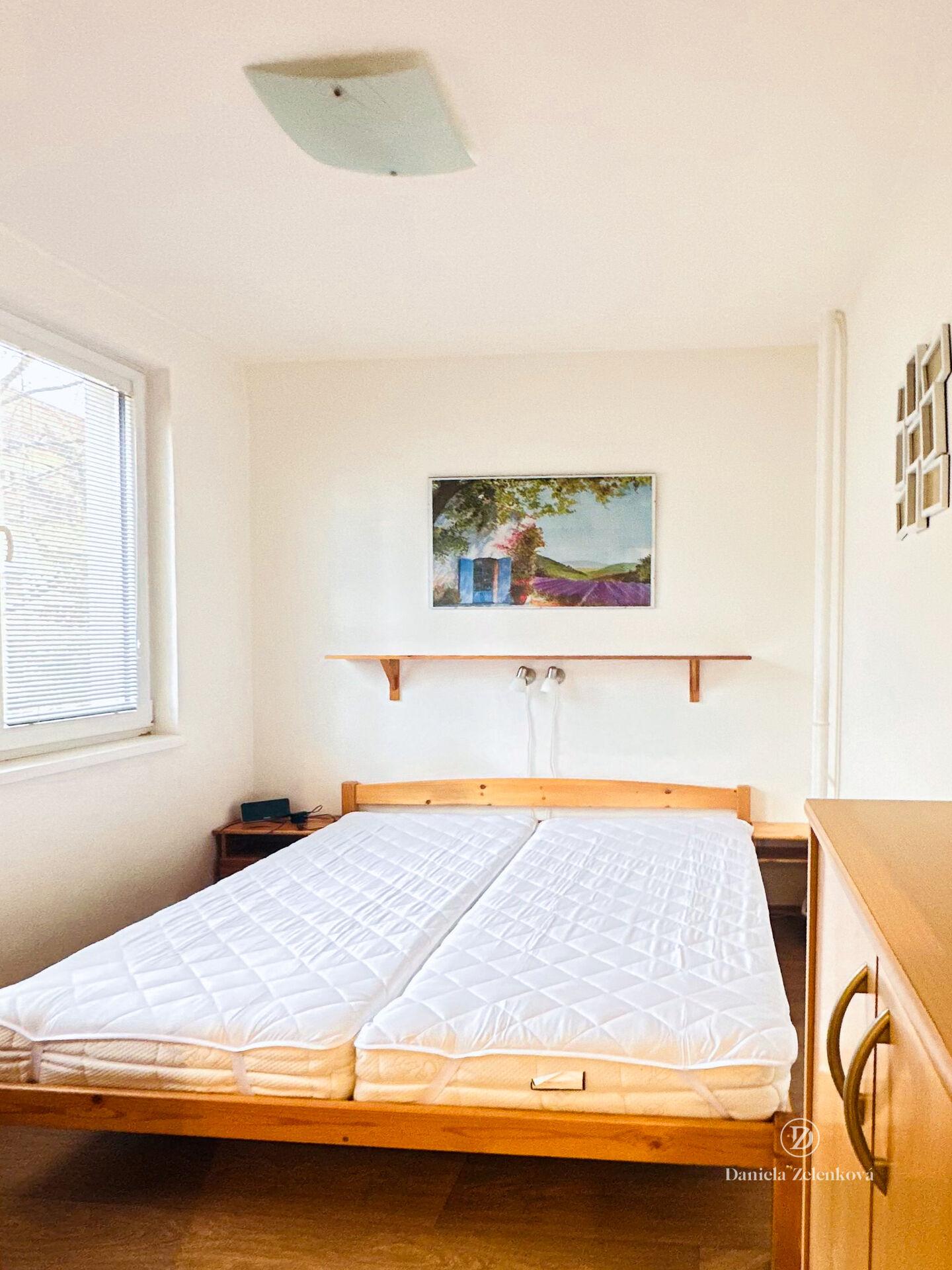 Byt 3+1, plně zařízený, Zachariášova, Č.B.