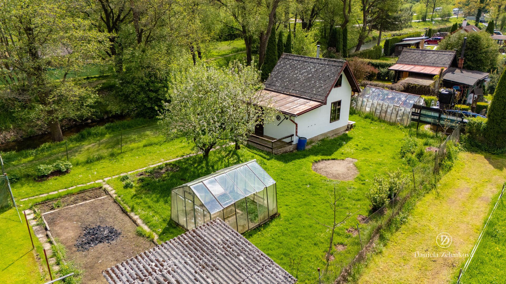 Chata, pozemek 350m2, Staré Dobrkovice, Český Krumlov
