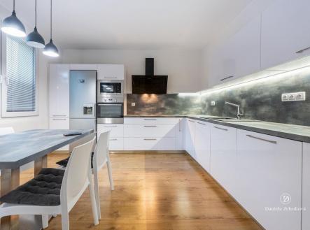 Pronájem bytu, 3+1, 78 m²