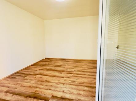 Pronájem bytu, 1+1, 37 m²