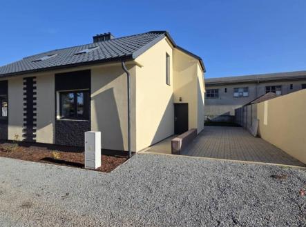 Prodej - dům/vila, 256 m²