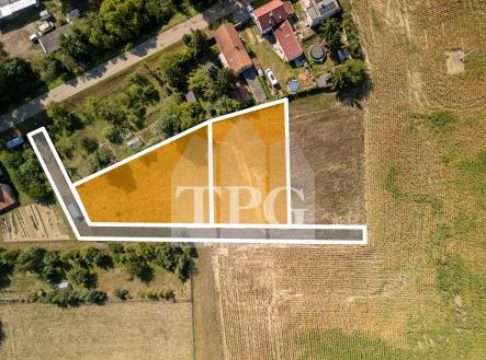 11označeně 3 pozemky, cesta | Prodej - pozemek pro bydlení, 1 144 m²