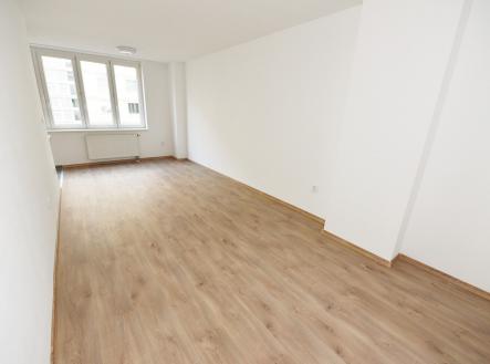 Prodej - kanceláře, 86 m²