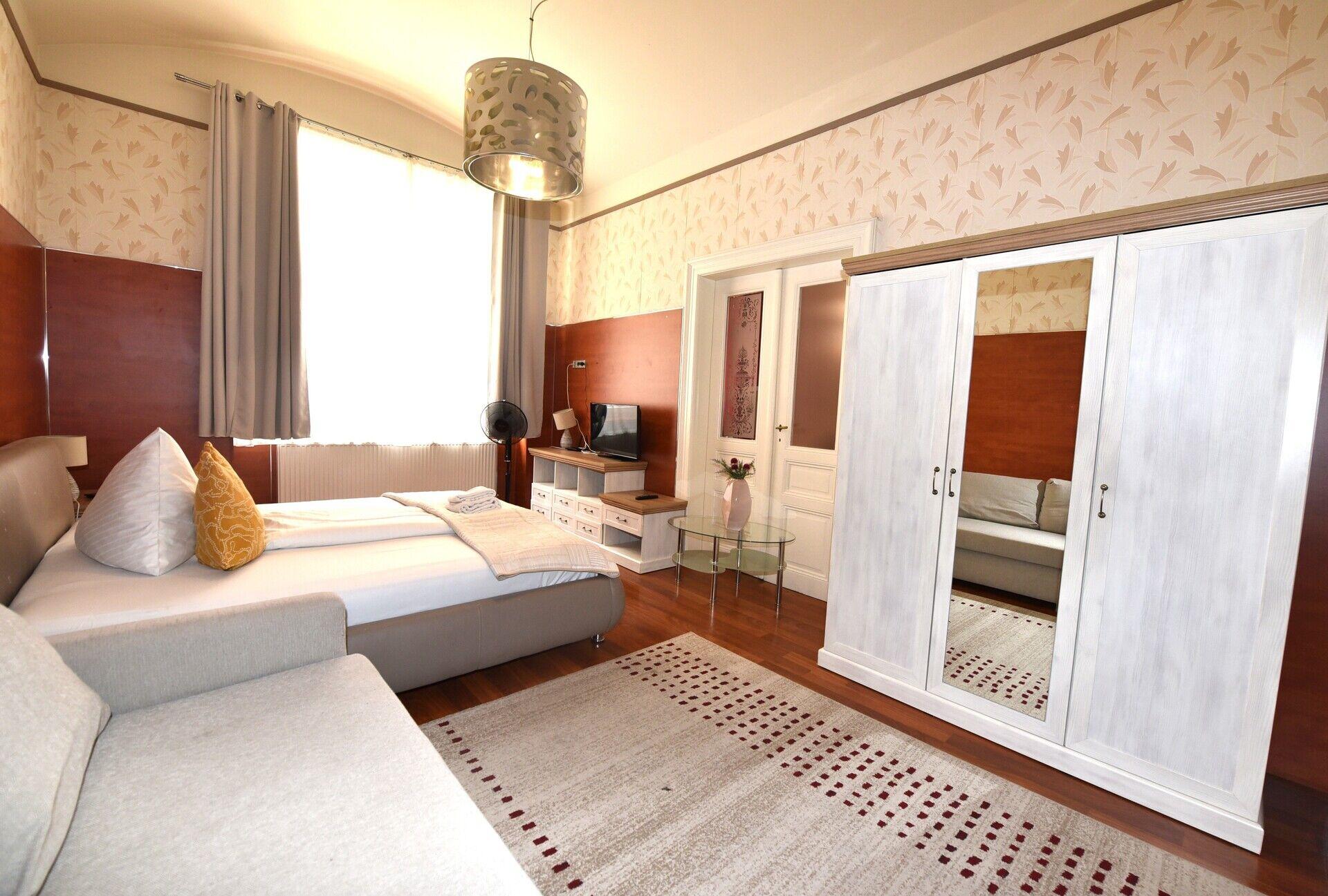 Zrekonstruovaný byt 3+kk, 71,70 m2, OV, ul. Balbínova, P2 - Vinohrady