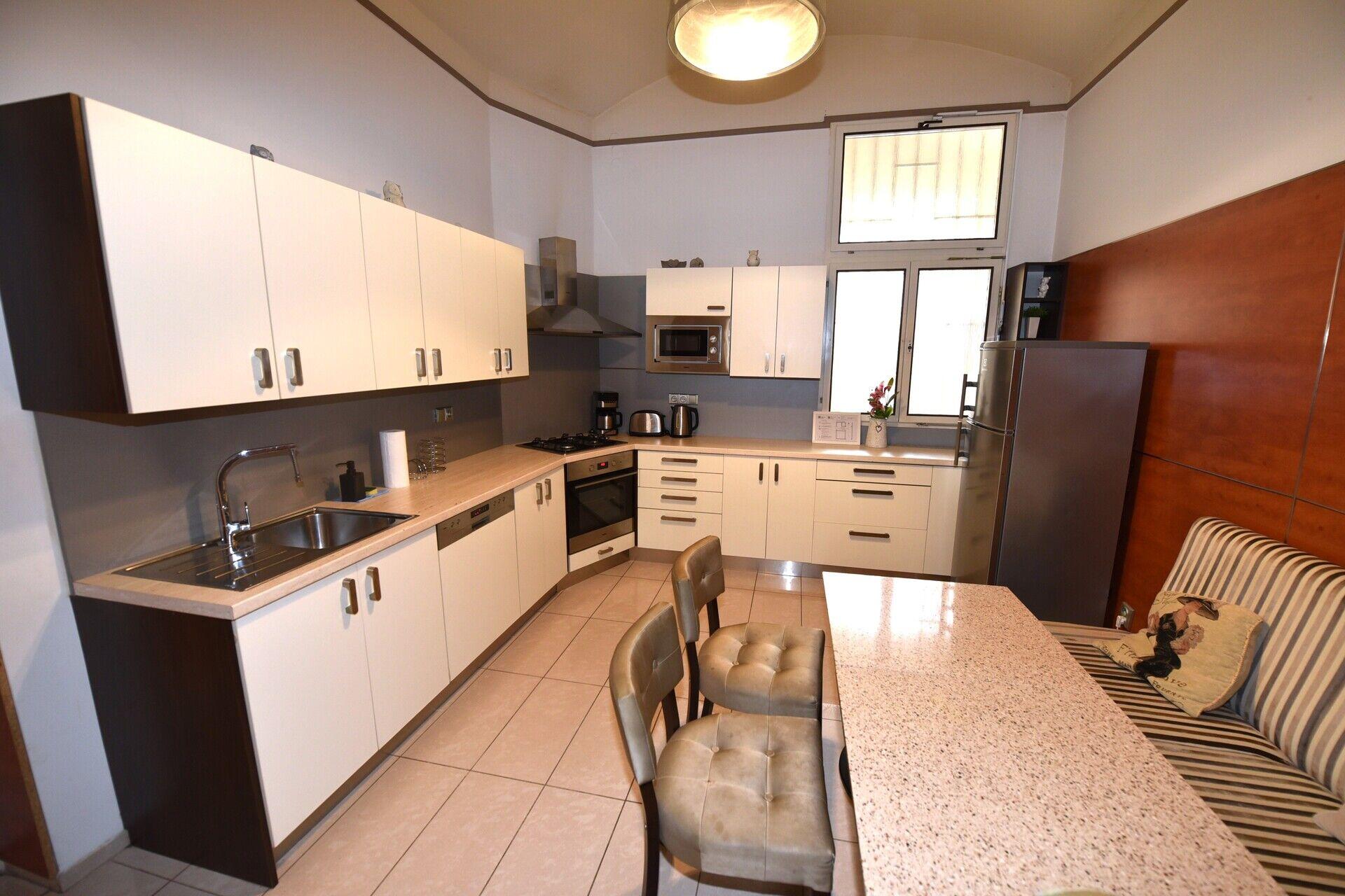 Zrekonstruovaný byt 3+kk, 71,70 m2, OV, ul. Balbínova, P2 - Vinohrady