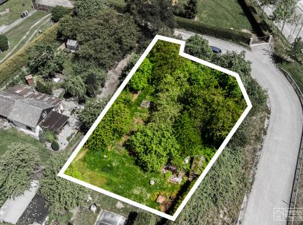 Prodej - pozemek, zahrada, 746 m²