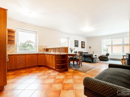 Prodej - dům/vila, 206 m²