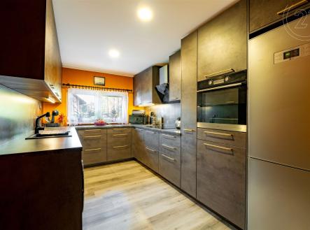 . | Prodej - dům/vila, 140 m²
