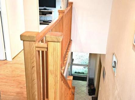 . | Prodej - dům/vila, 183 m²