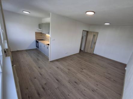 Bez popisku | Pronájem bytu, 1+kk, 35 m²