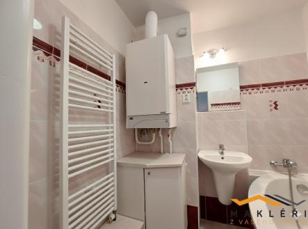 10.jpg | Pronájem bytu, 2+1, 66 m²