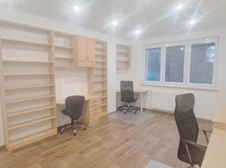 WhatsApp Image 2025-12-29 at 11.01.51.jpeg | Pronájem bytu, 3+1, 75 m²