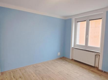 pokoj 2.jpg | Pronájem bytu, 2+1, 65 m²